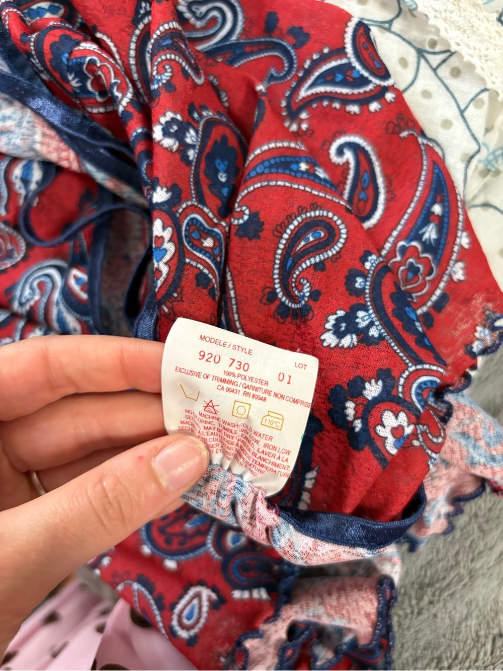 Red Paisley Open-Front Cami Top - Picture 5 of 5